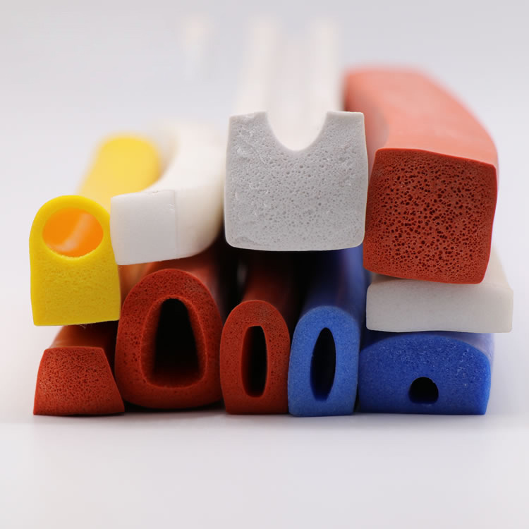 設(shè)備密封條有異味、不耐高溫消毒？嶸牌食品級/醫(yī)療級硅膠發(fā)泡條，無毒無味，耐高溫滅菌