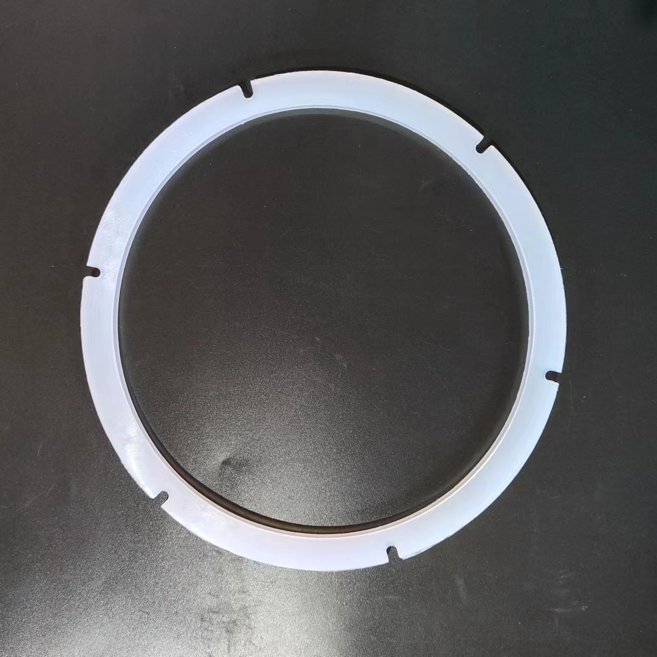 異形設備找不到合適密封圈？嶸牌非標定制硅膠密封圈，萬種規格，解決特殊尺寸難題